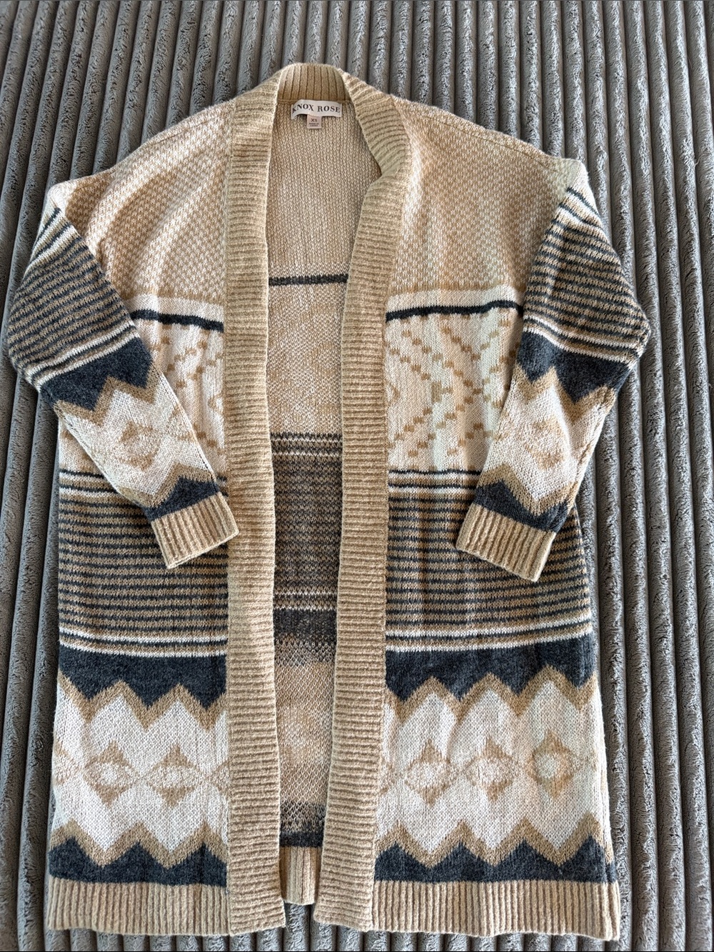 Knox Rose Beige Cream Navy Geometric Open-Front Cardigan